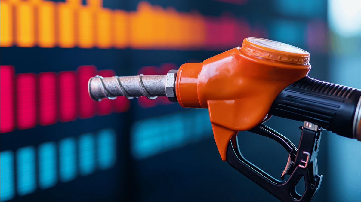 Crude Stockpiles Rise, But Gasoline and Distillates See Big Draws