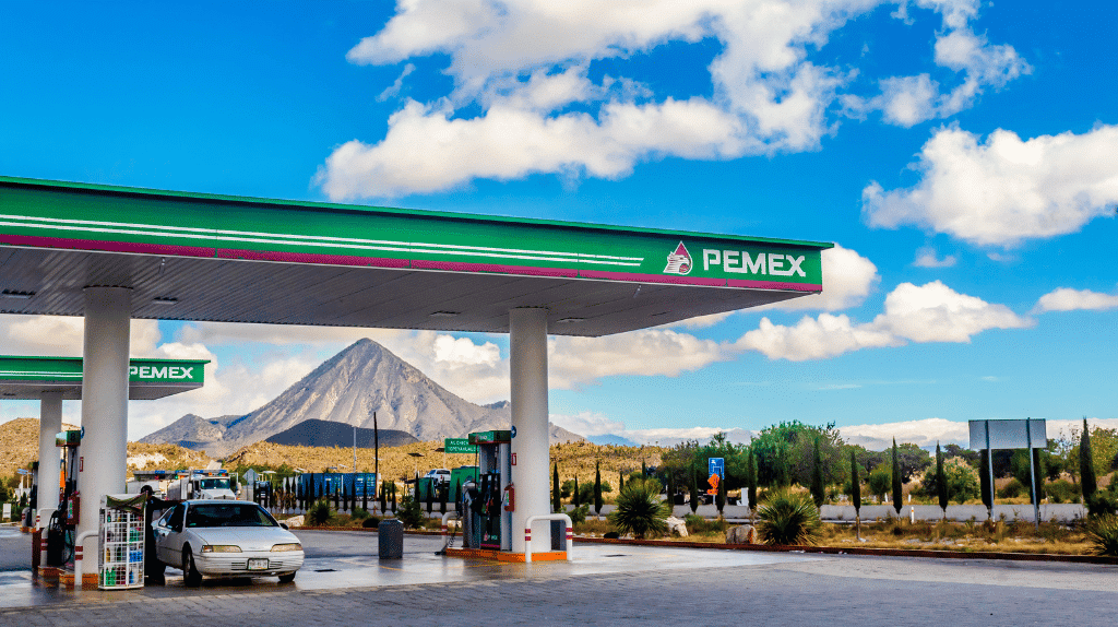 Mexico’s Pemex Swings to $2 Billion Loss as Production, Sales Slum
