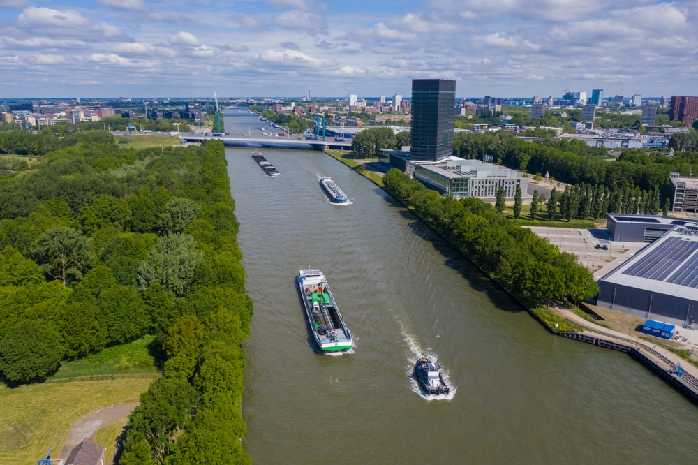 ARA barge market recap: mixed signals and steady freight in a logistically challenging week