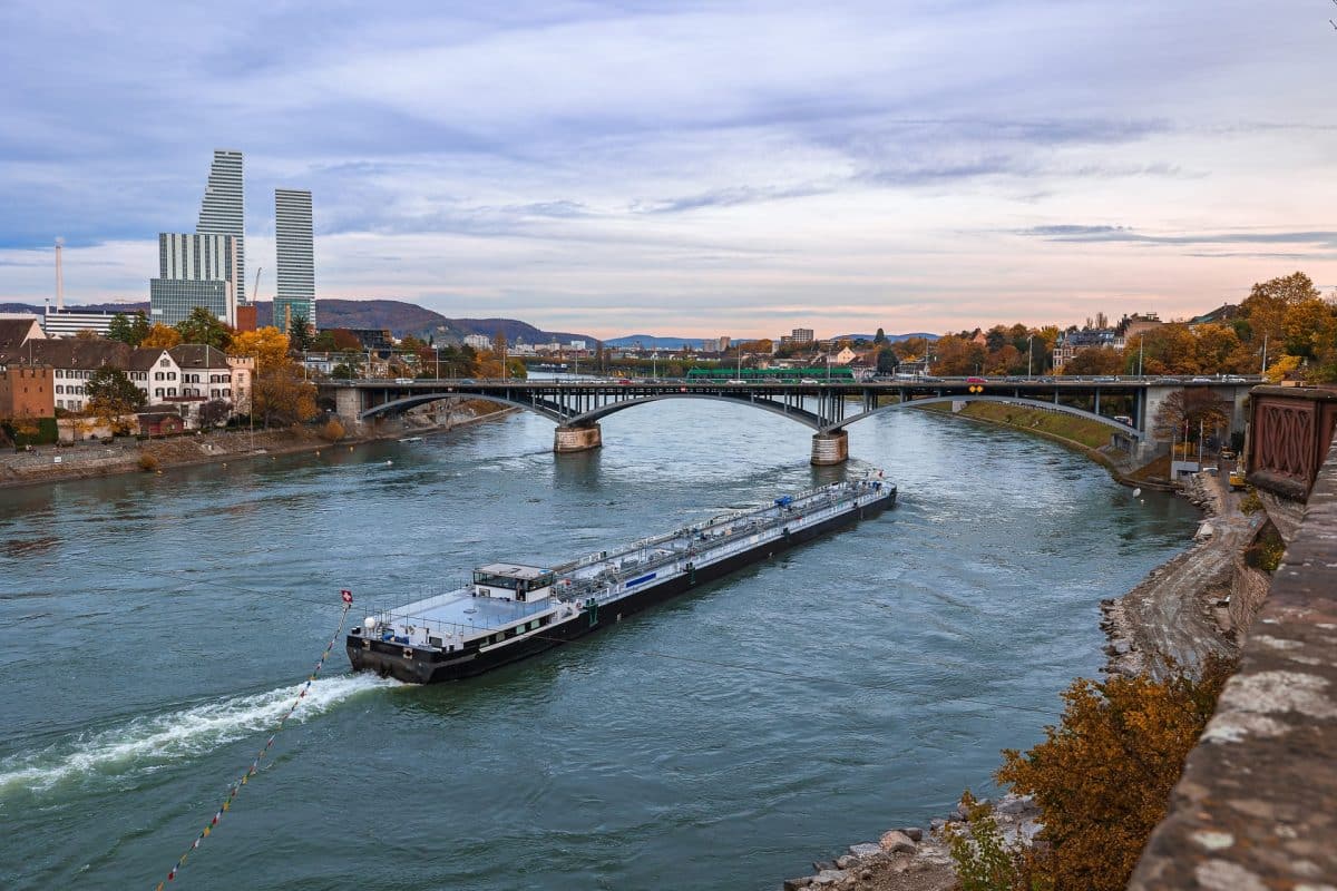 ARA Freight Market: Holiday Liquidity Spike Followed by Abrupt Year-End Standstill