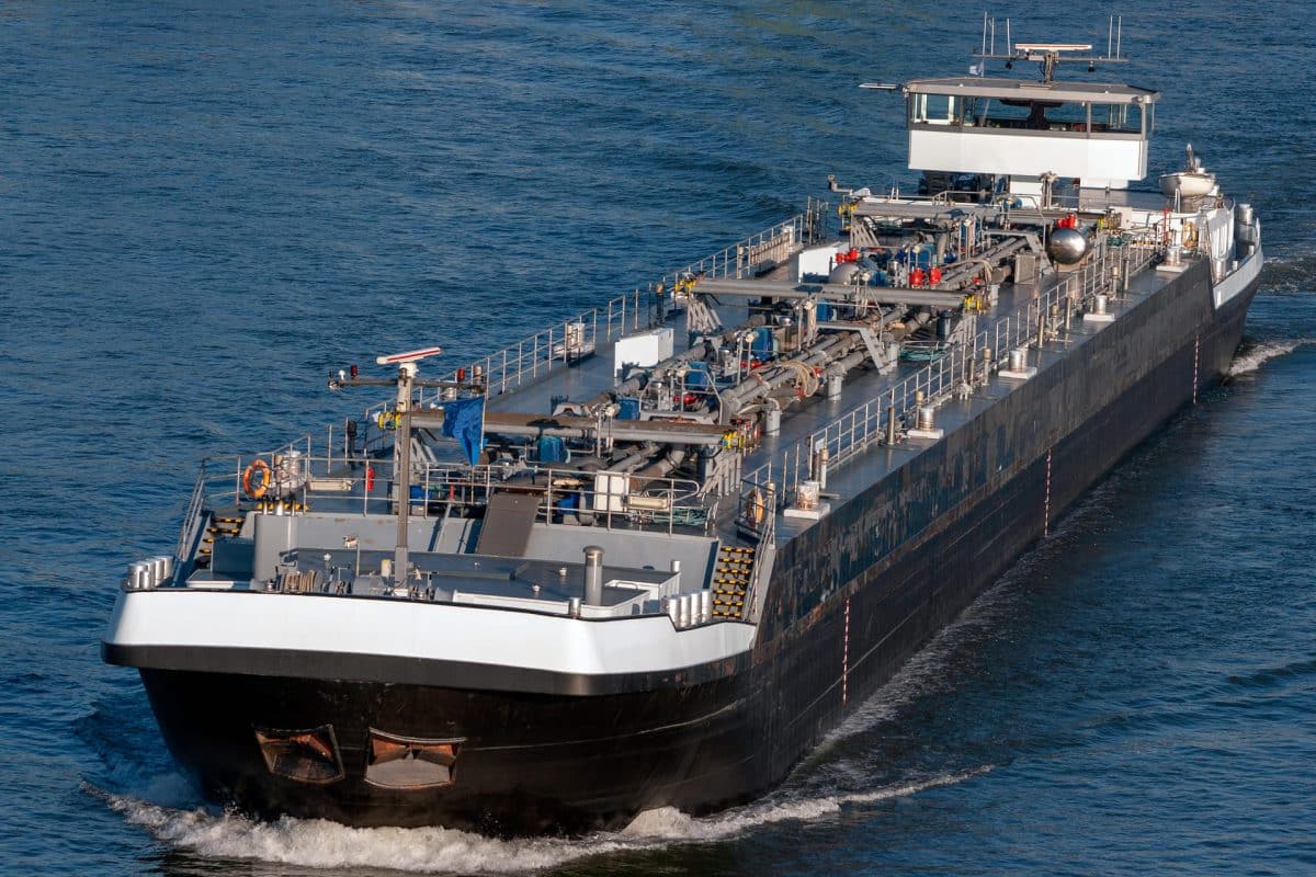 Rhine Freight Market: Stable Rates Mask Soft Demand as Week Ends in Silence