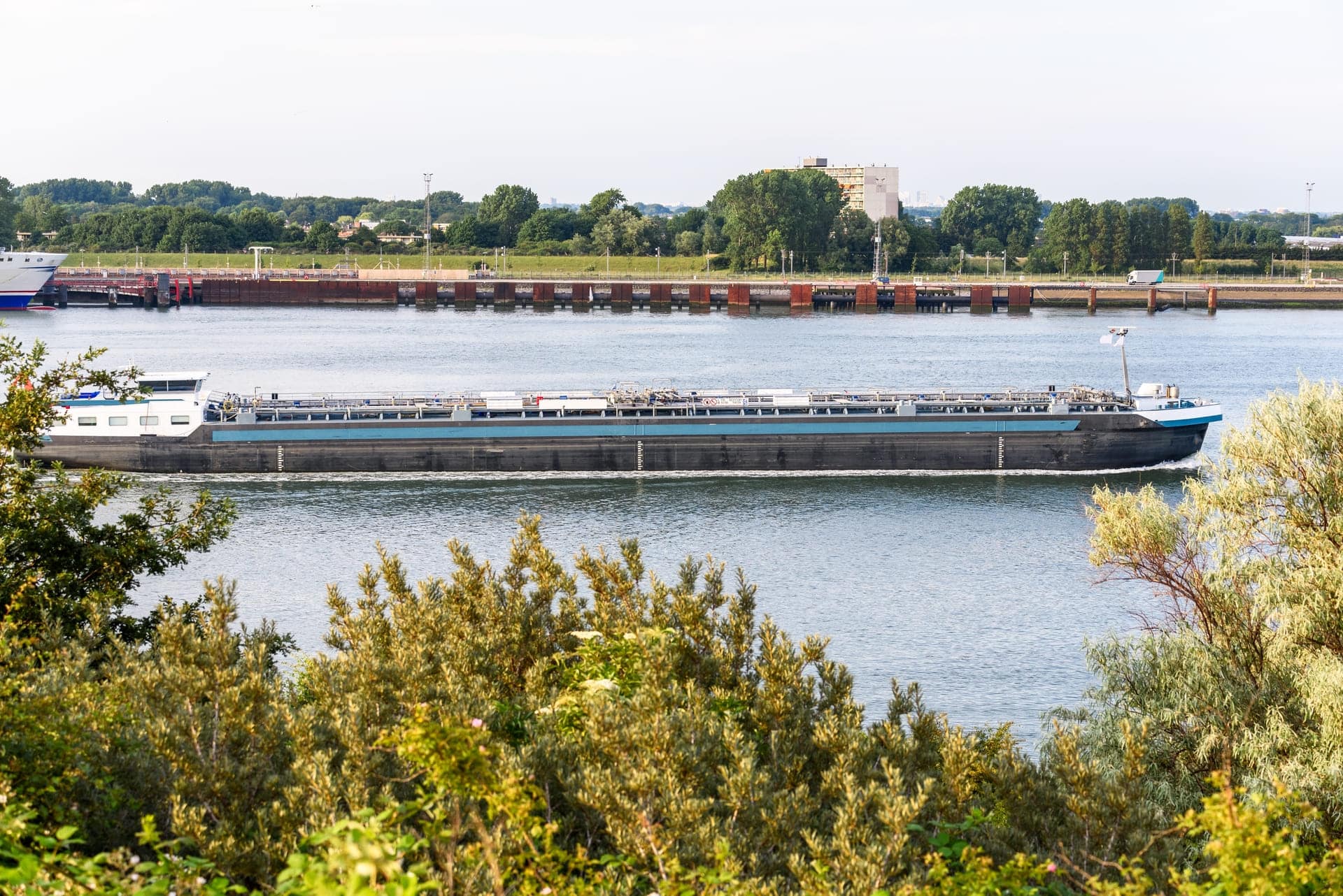 ARA Freight Market: Rates Surge to One-Year Highs as Demand and Supply Squeeze Collide