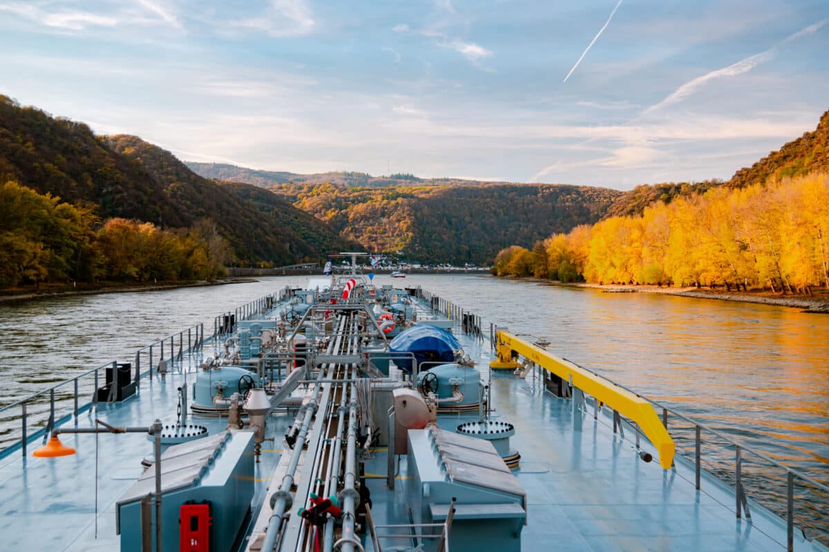 Rhine Freight Market: Persistent Low Water Levels Drive Another Week of Sharp Gains